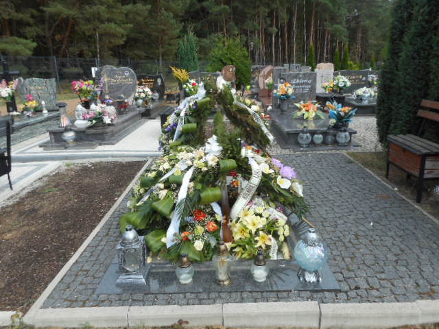 Grób Stanisława Haniecka