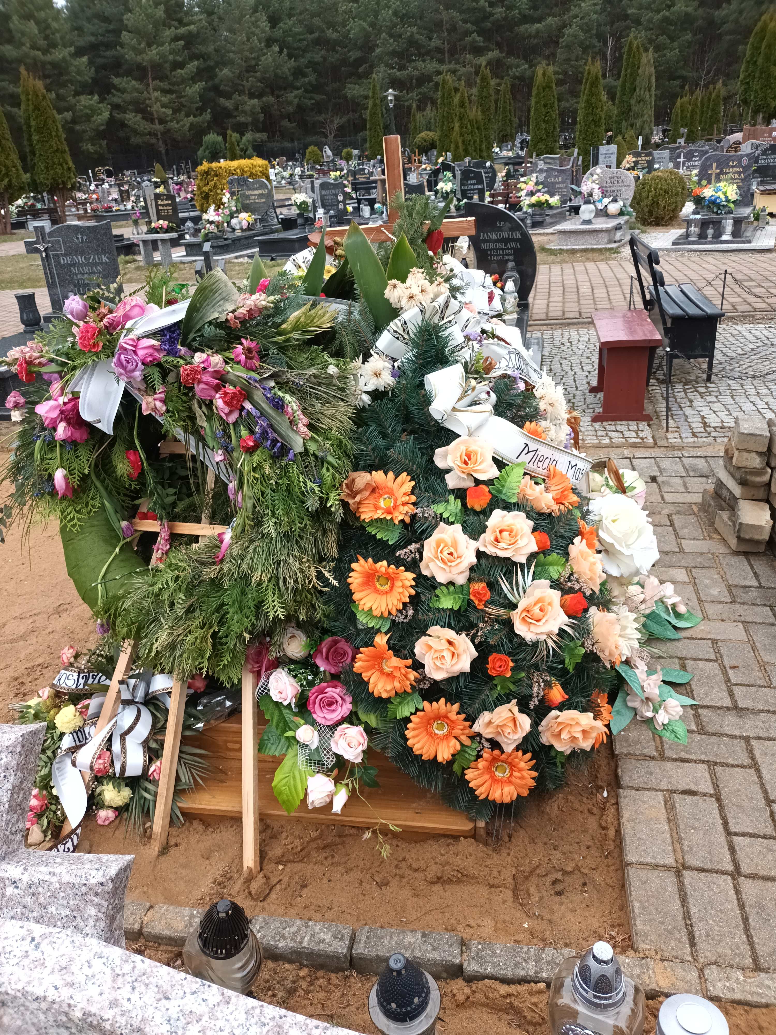 Grób Genowefa Szuksztul