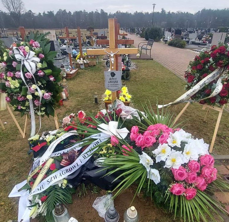 Grób Robert Grzejek